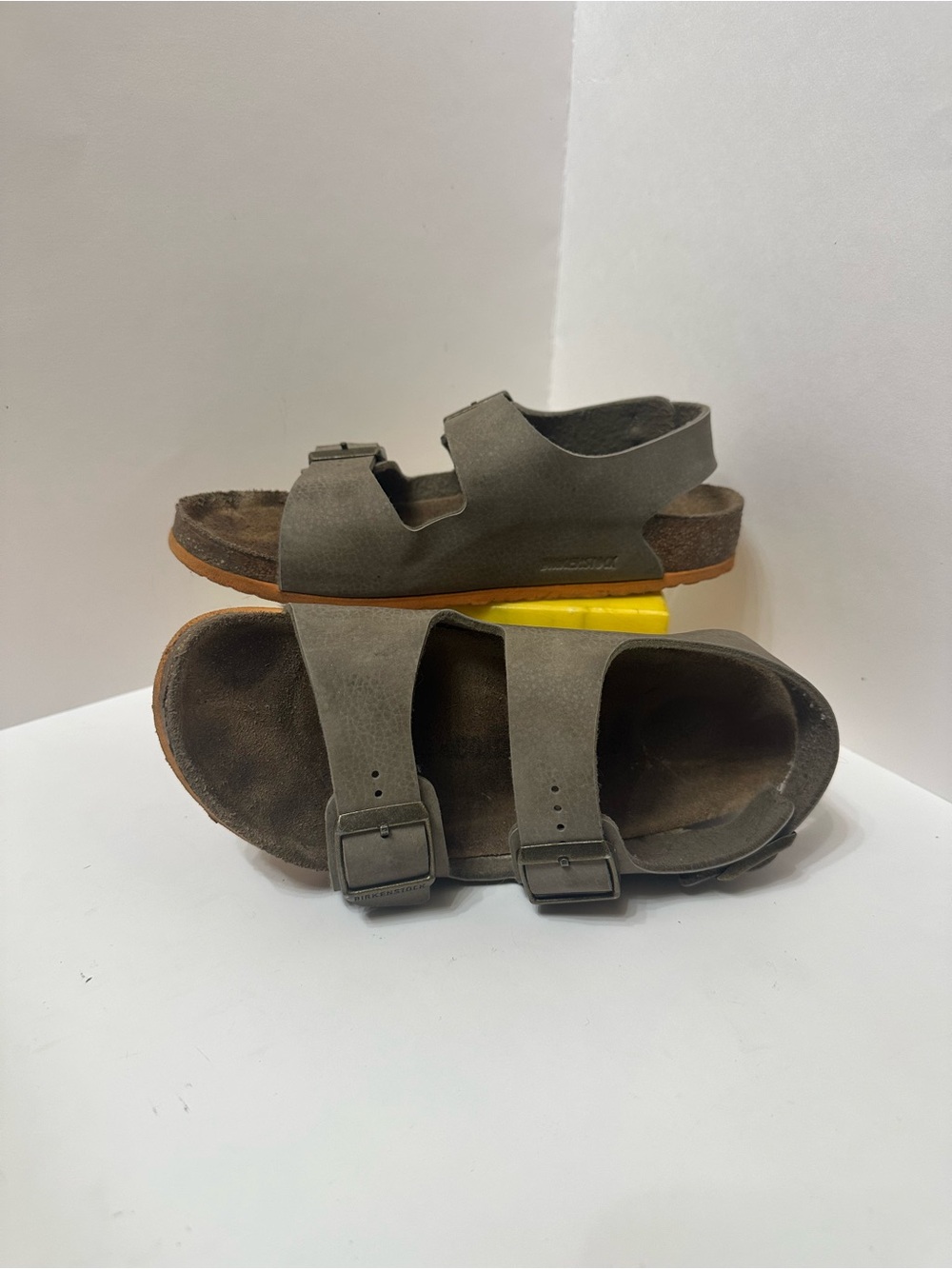 Birkenstock Men's Olive Green 2-Strap Adjustable Strap Sandals Size 35 EU (3 US)
